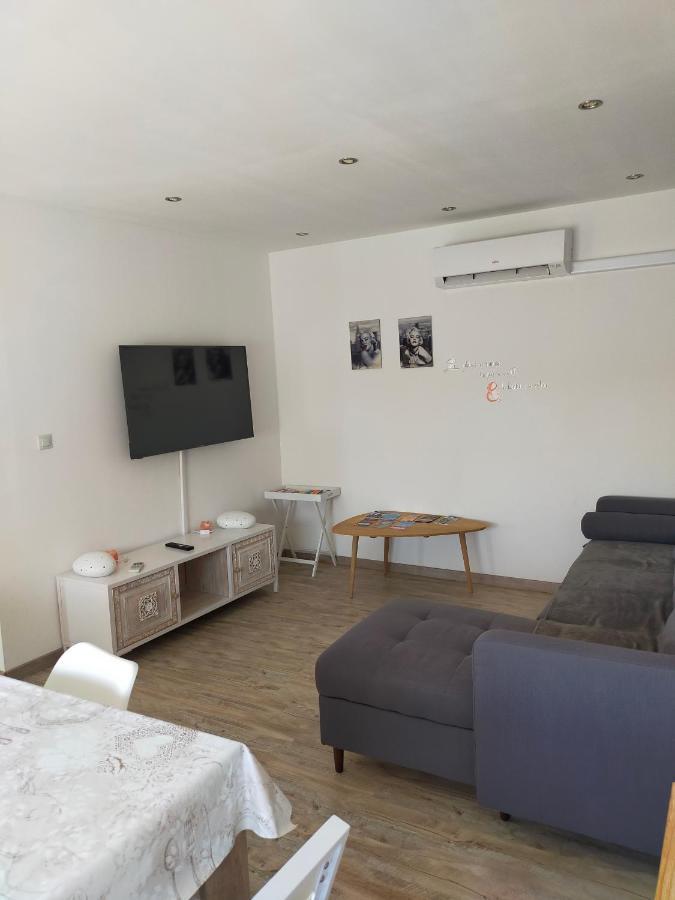 Logement Atypique Арль Экстерьер фото